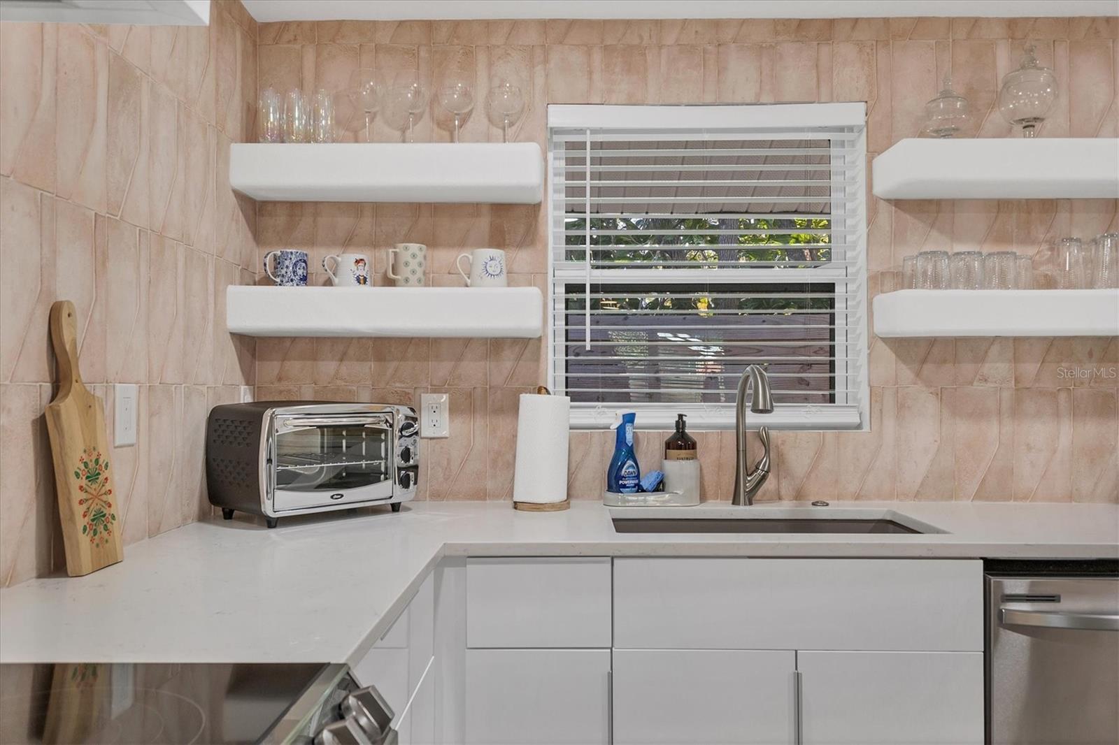 2441 NOVUS ST — photo 3