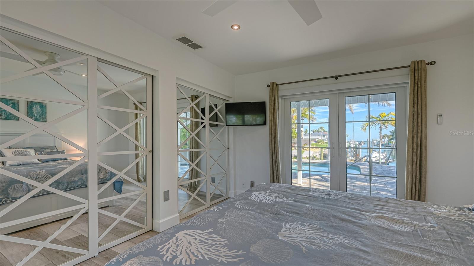 500 SCHOONER LN — photo 36