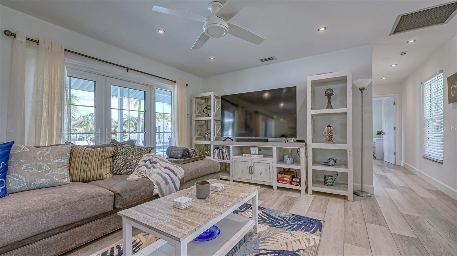 500 SCHOONER LN — photo 6