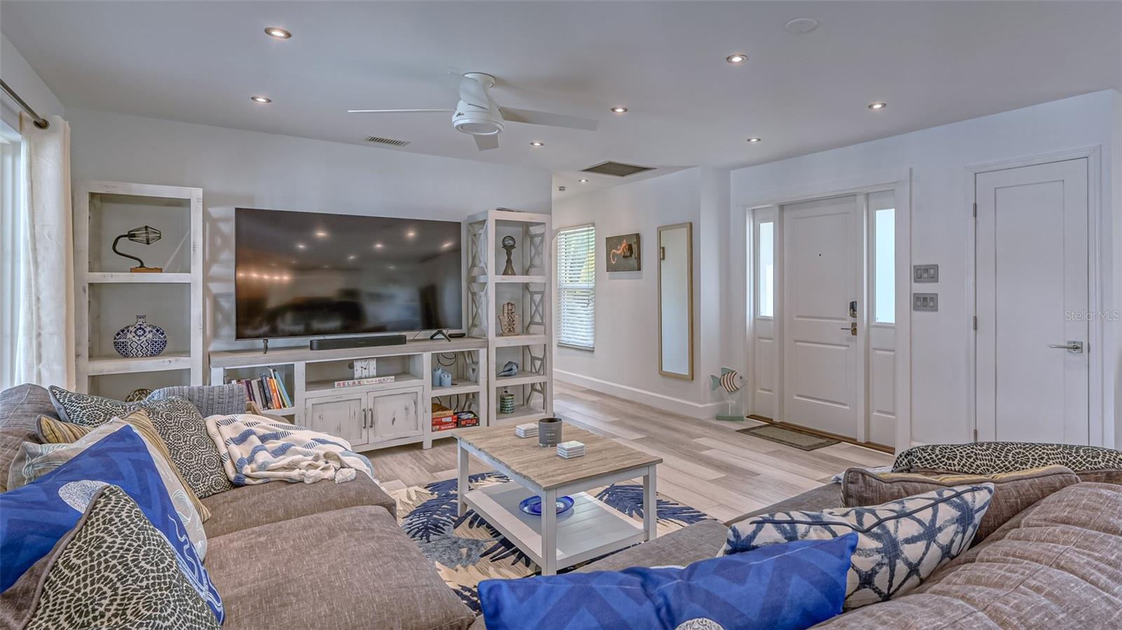 500 SCHOONER LN — photo 21