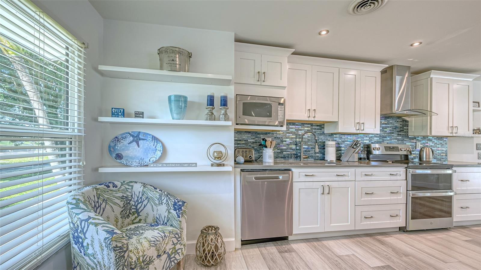 500 SCHOONER LN — photo 24