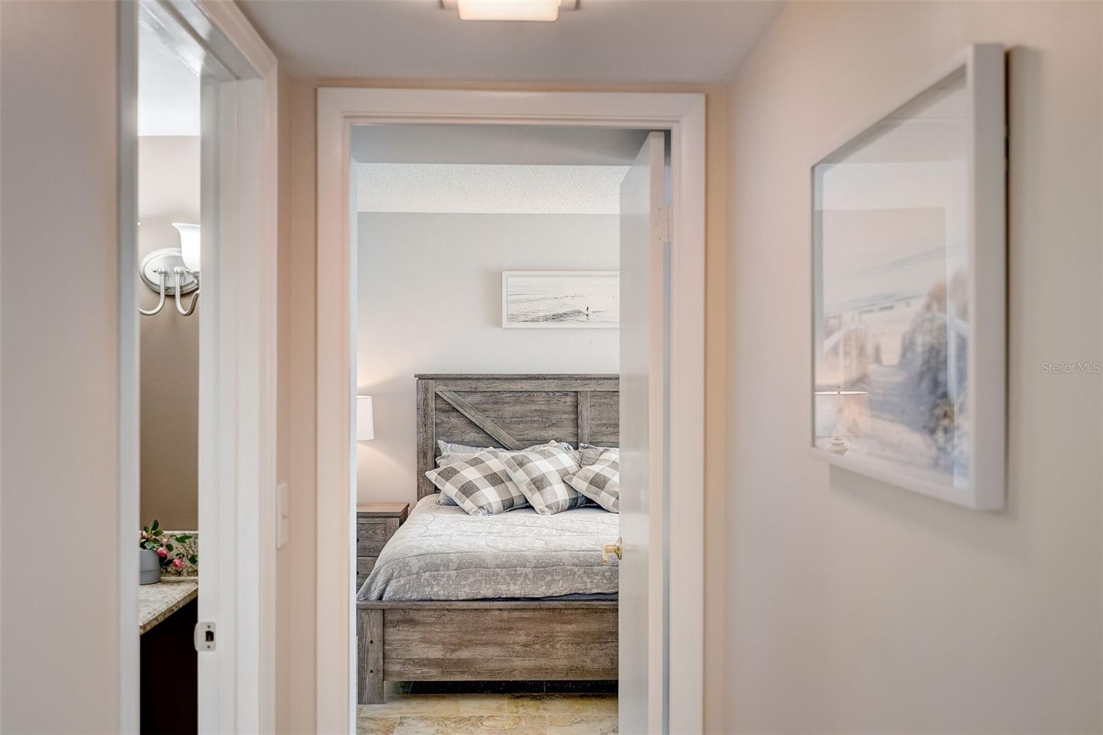 2425 GULF OF MEXICO DR #14B — photo 11