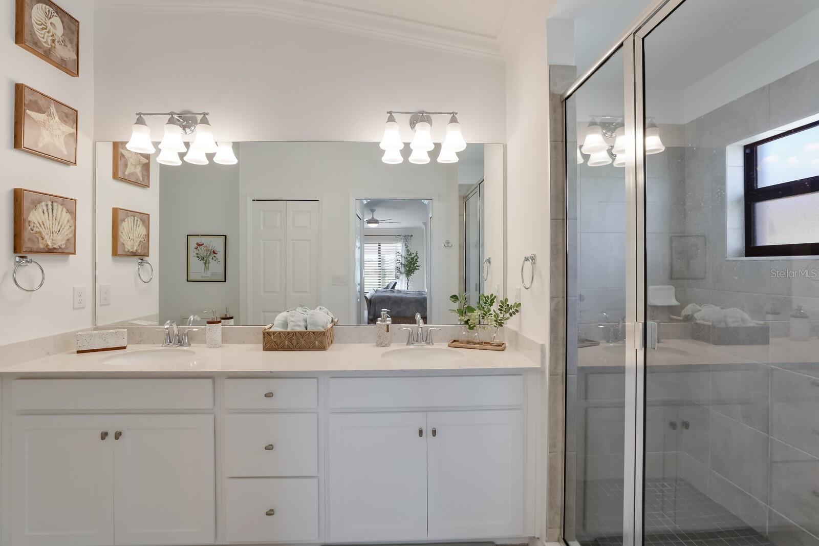 5721 PALMER CIR #201 — photo 20