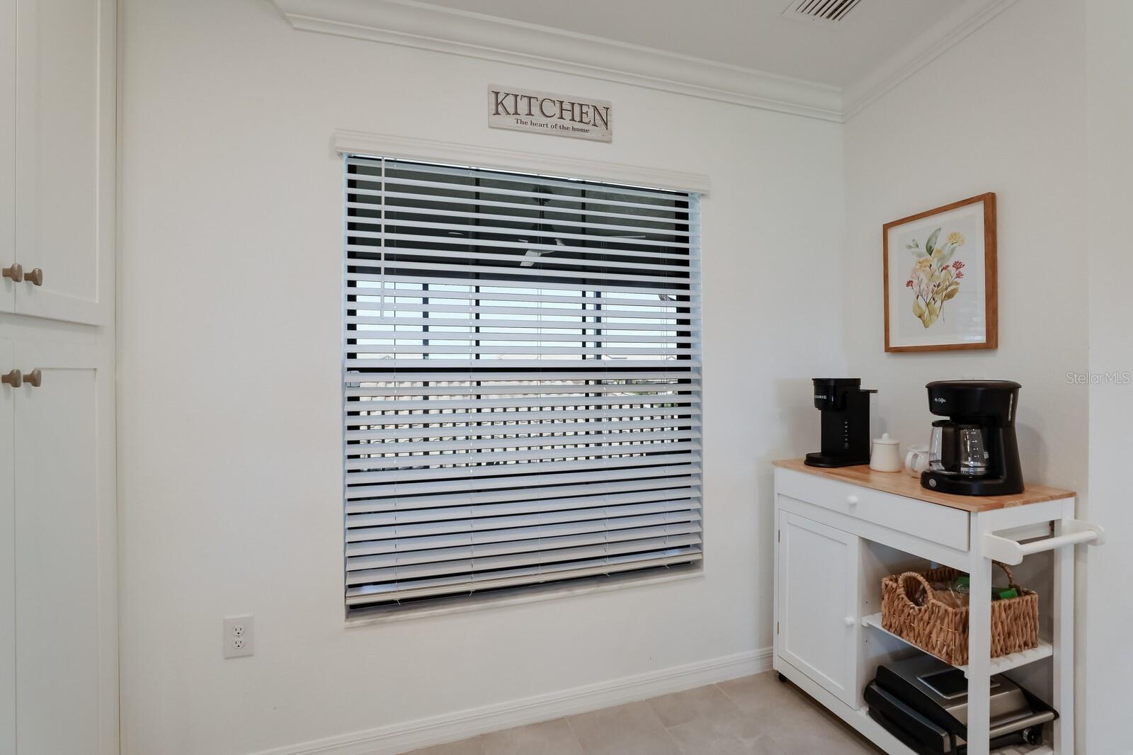 5721 PALMER CIR #201 — photo 4