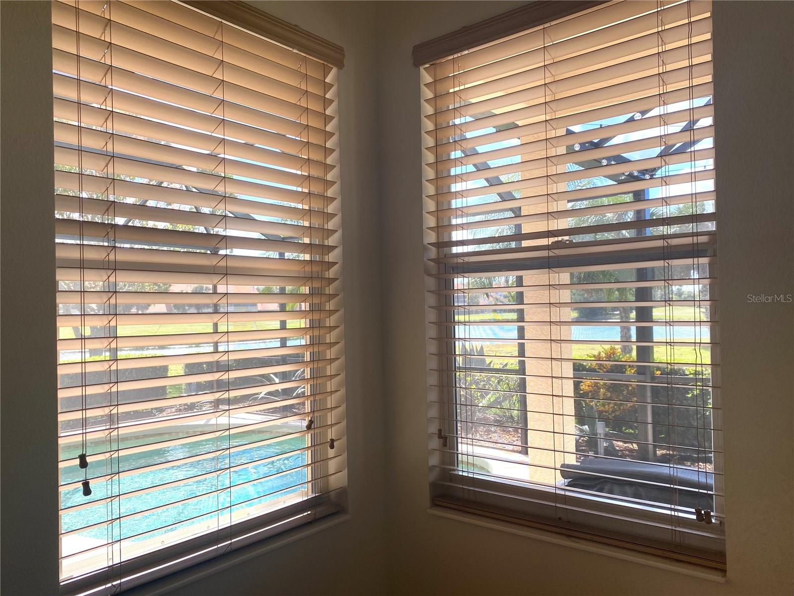 6372 ROOKERY CIR — photo 38