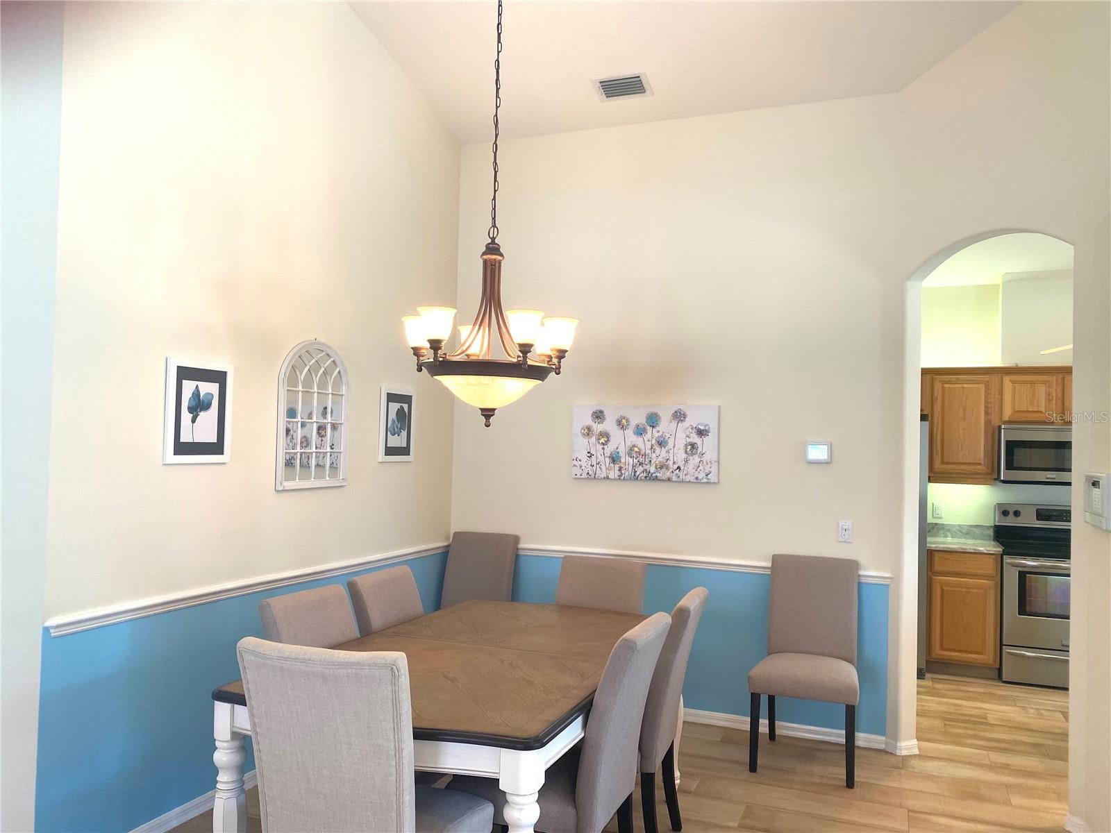 6372 ROOKERY CIR — photo 12