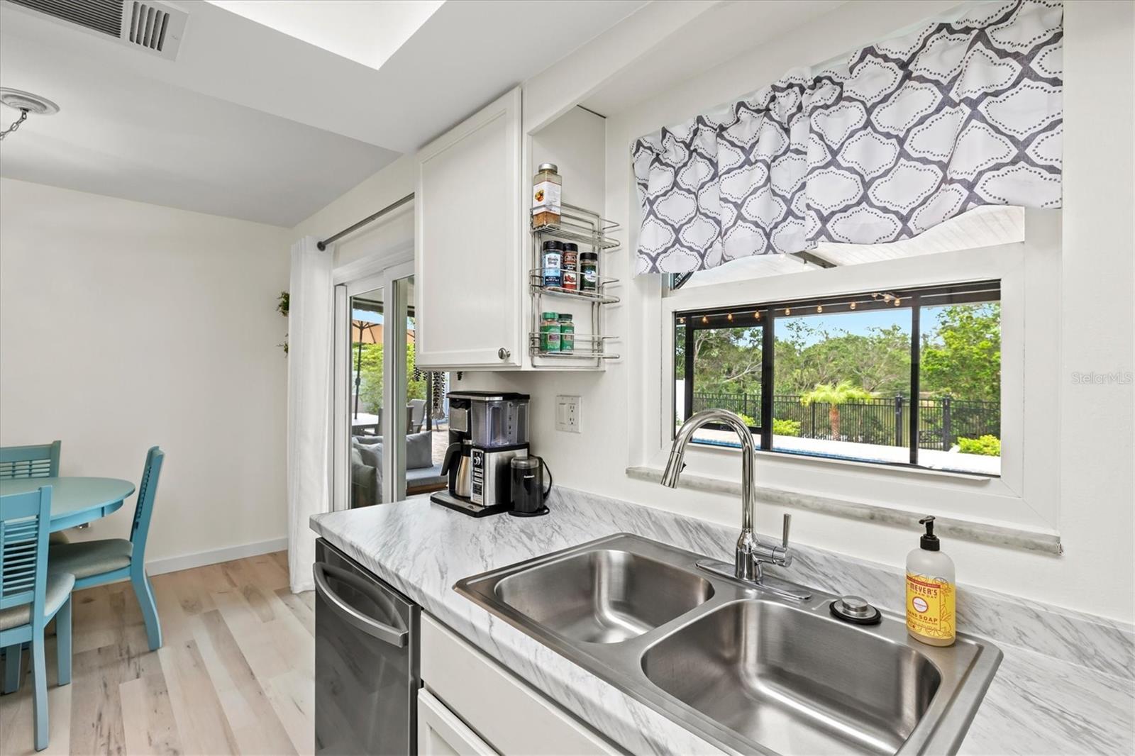3210 WOOD ST — photo 19