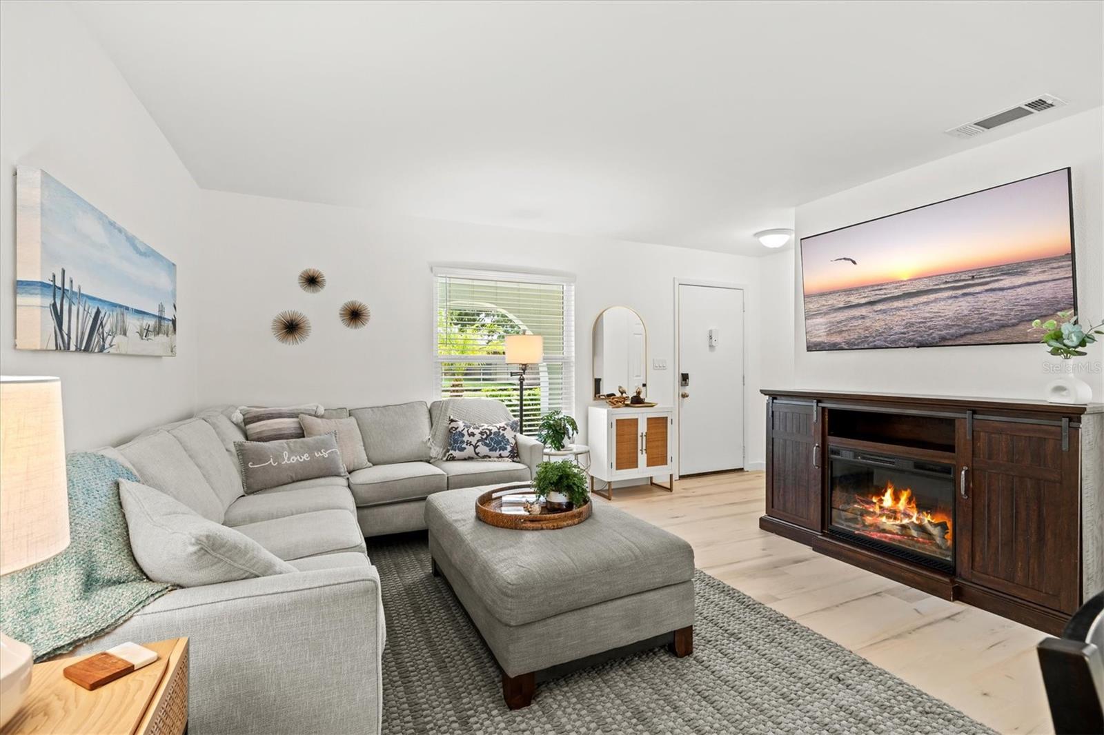3210 WOOD ST — photo 10