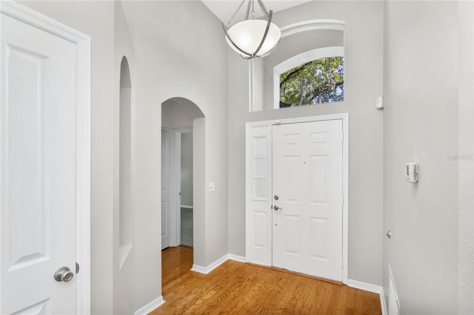 11933 DERBYSHIRE DR — photo 21