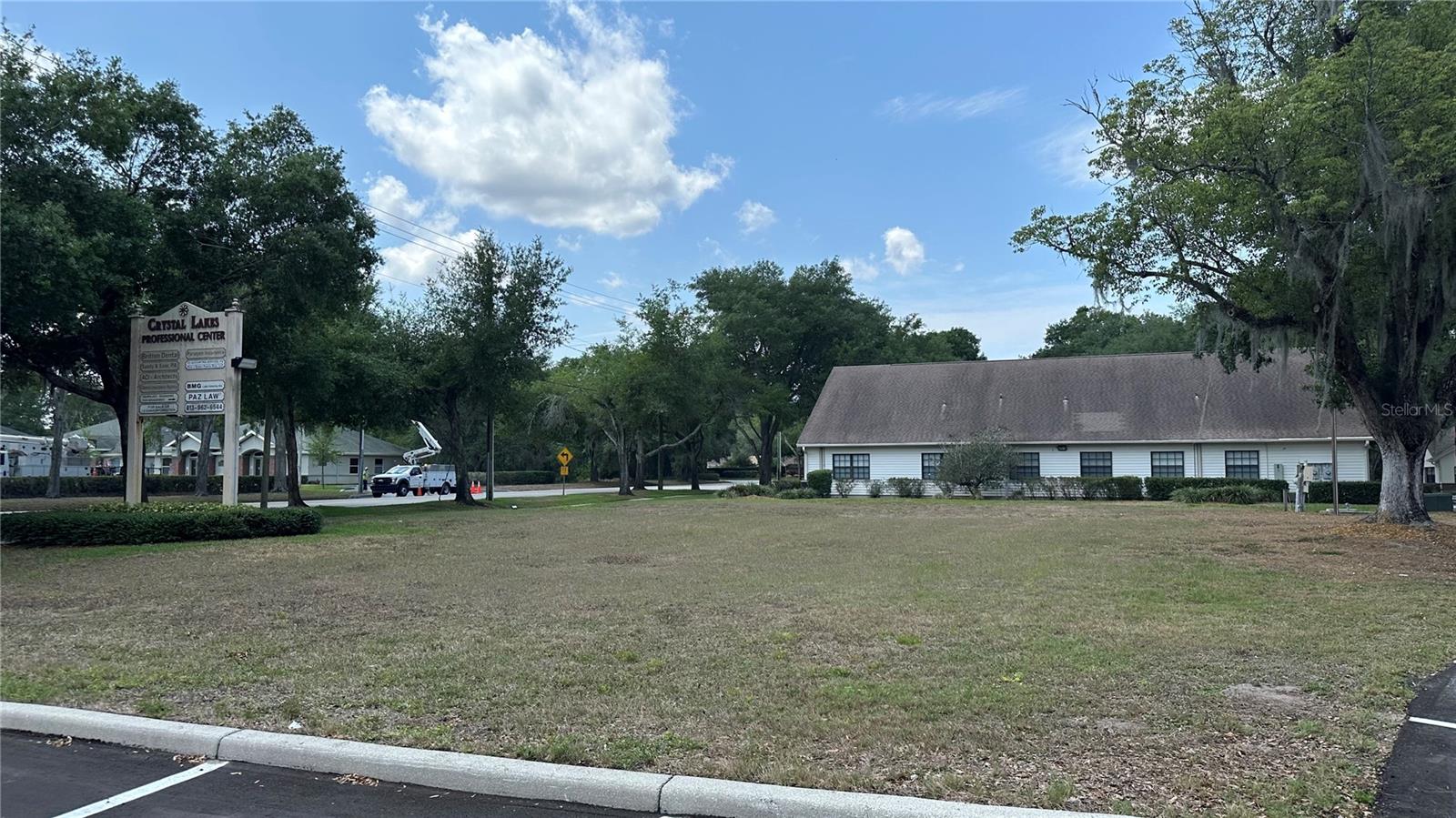209 CRYSTAL GROVE BLVD — photo 8