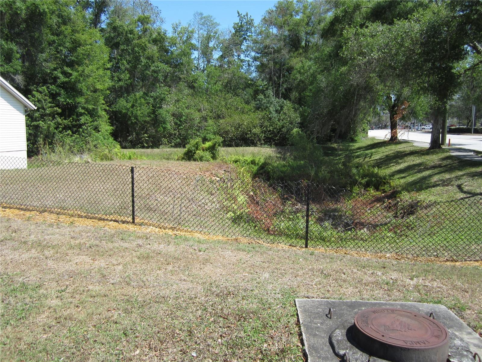 209 CRYSTAL GROVE BLVD — photo 2