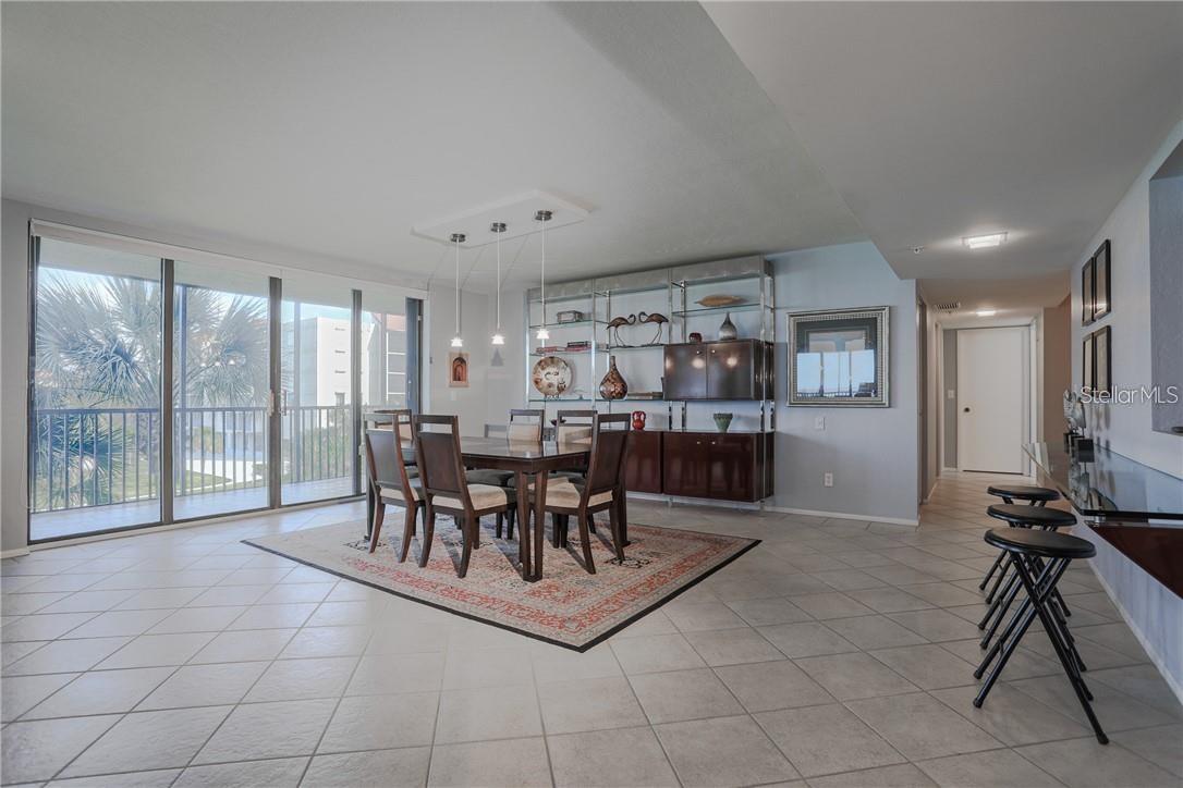 1925 GULF OF MEXICO DR #309 — photo 4