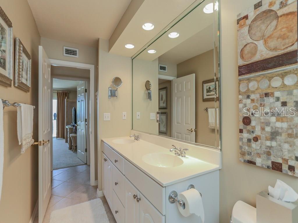 1050 LONGBOAT CLUB RD #502 — photo 12