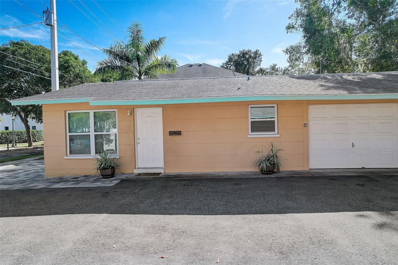 626 S OSPREY AVE — photo 22