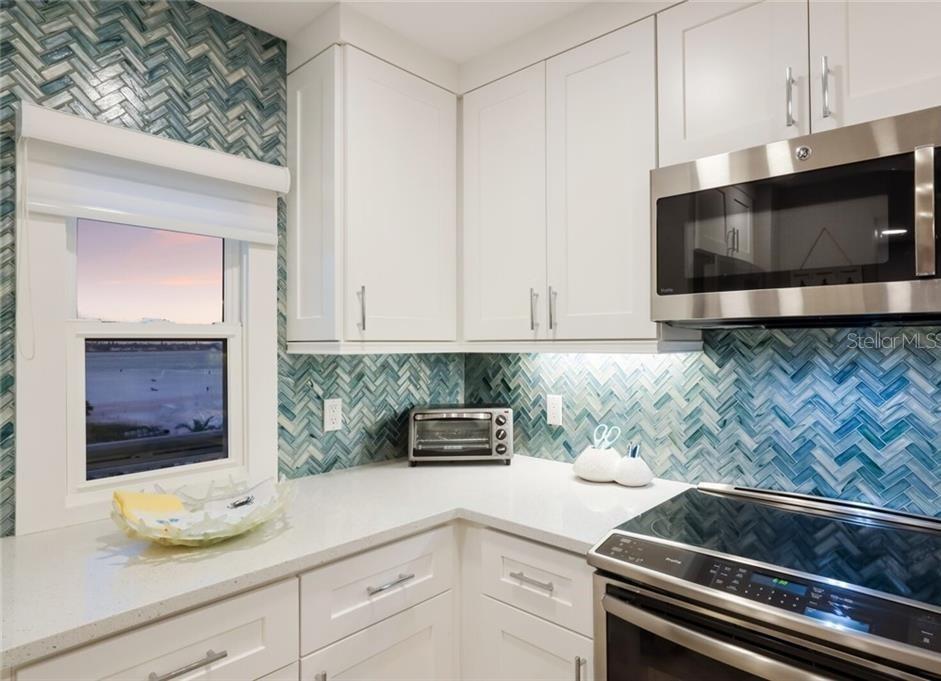2110 BENJAMIN FRANKLIN DR #503SEA — photo 8
