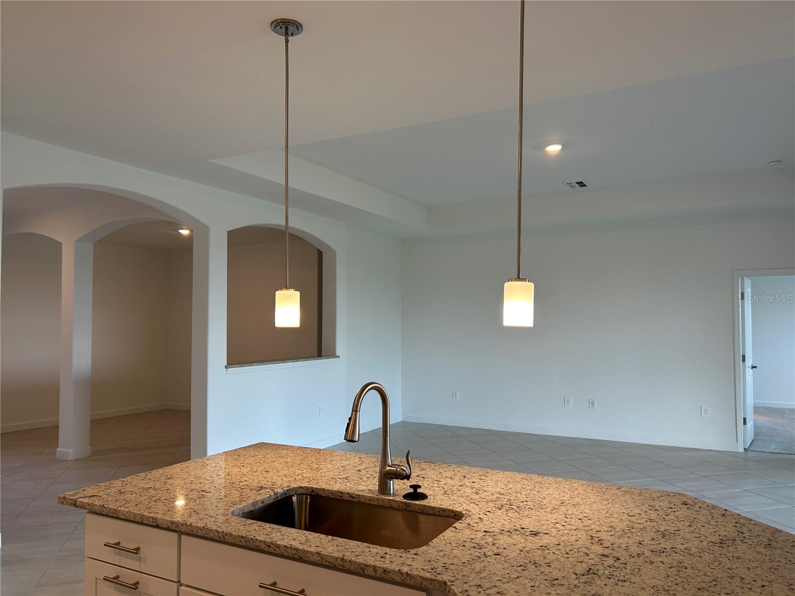 15513 WHITE LINEN DR — photo 8