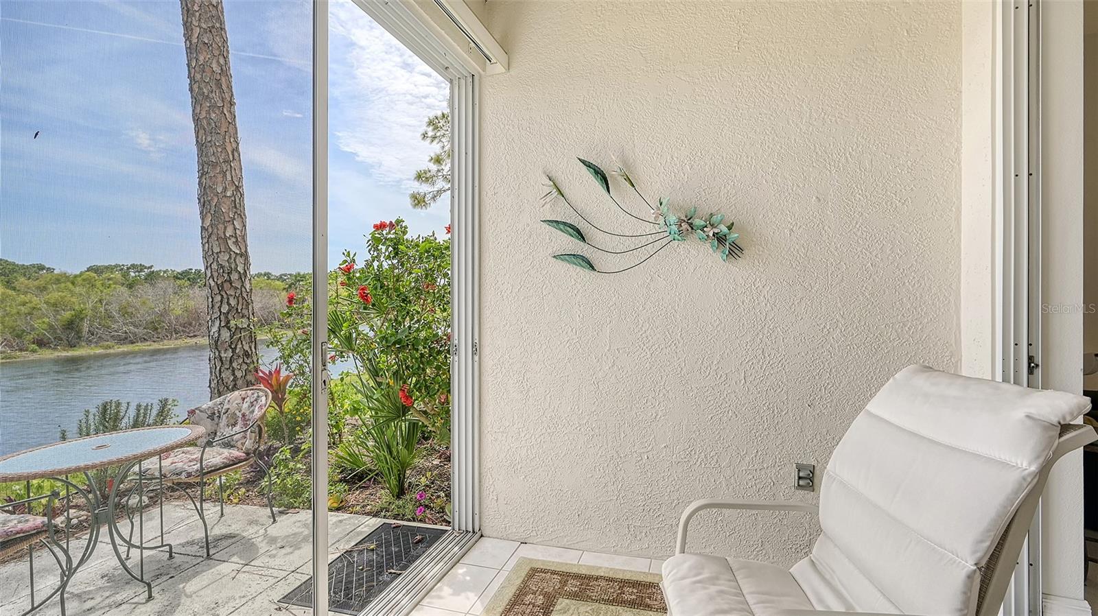 8350 WINGATE DR #913 — photo 3
