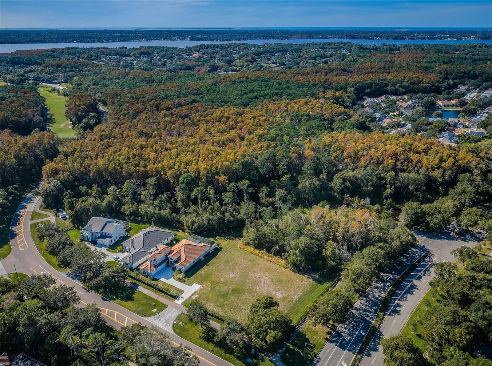 4390 TARPON LAKE BLVD — photo 2