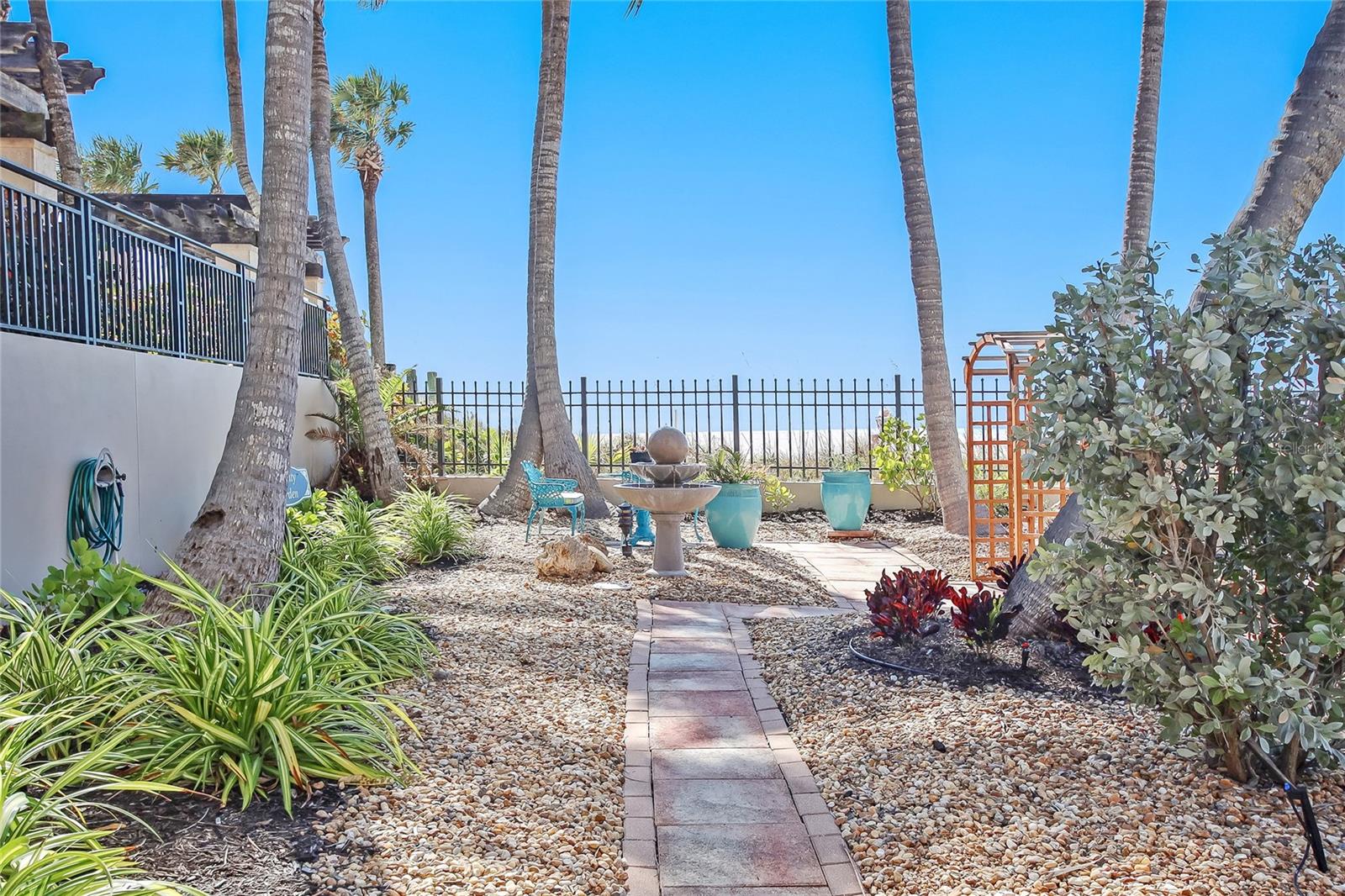 1212 BENJAMIN FRANKLIN DR #303 — photo 29