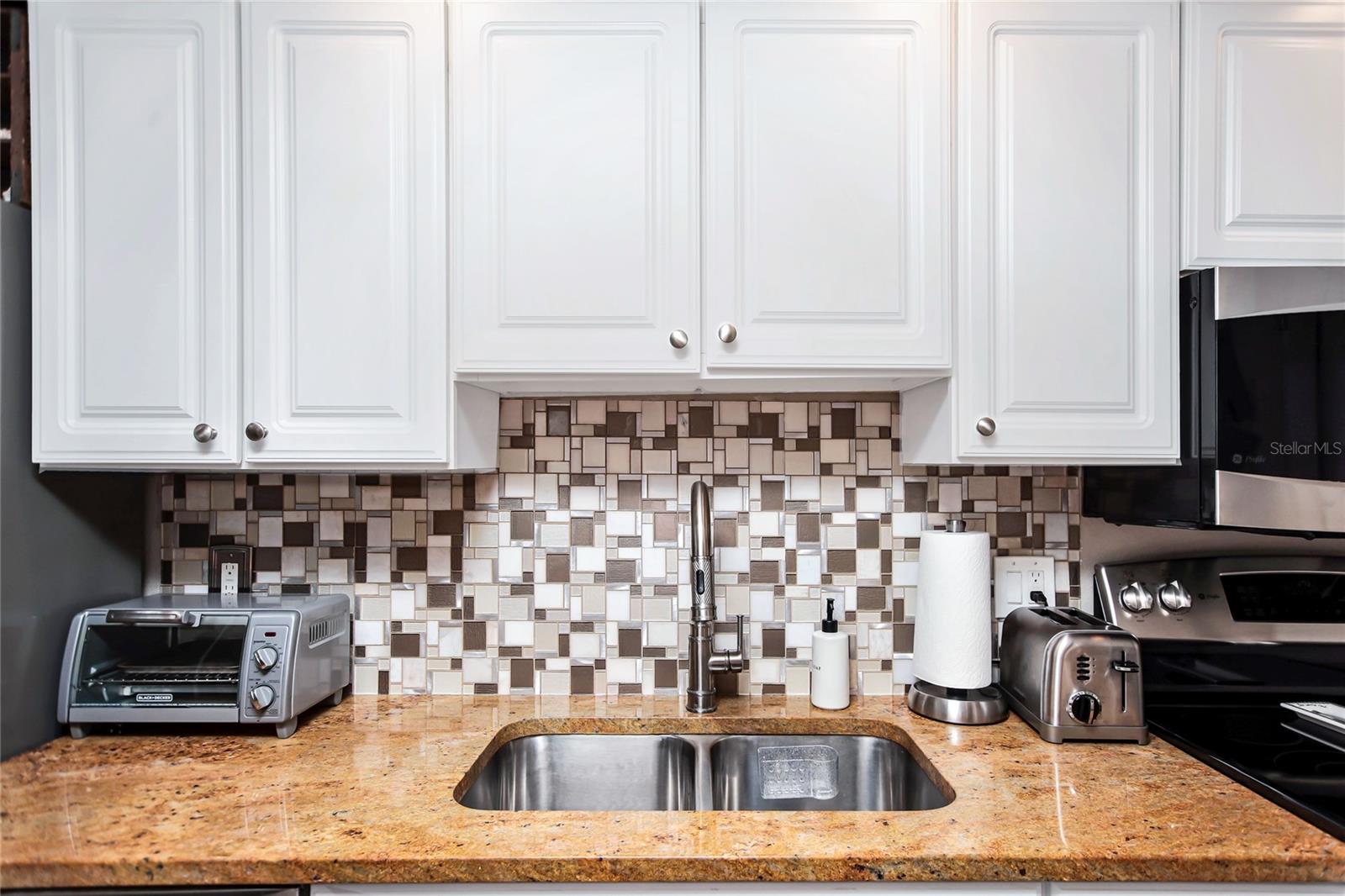 1212 BENJAMIN FRANKLIN DR #303 — photo 13