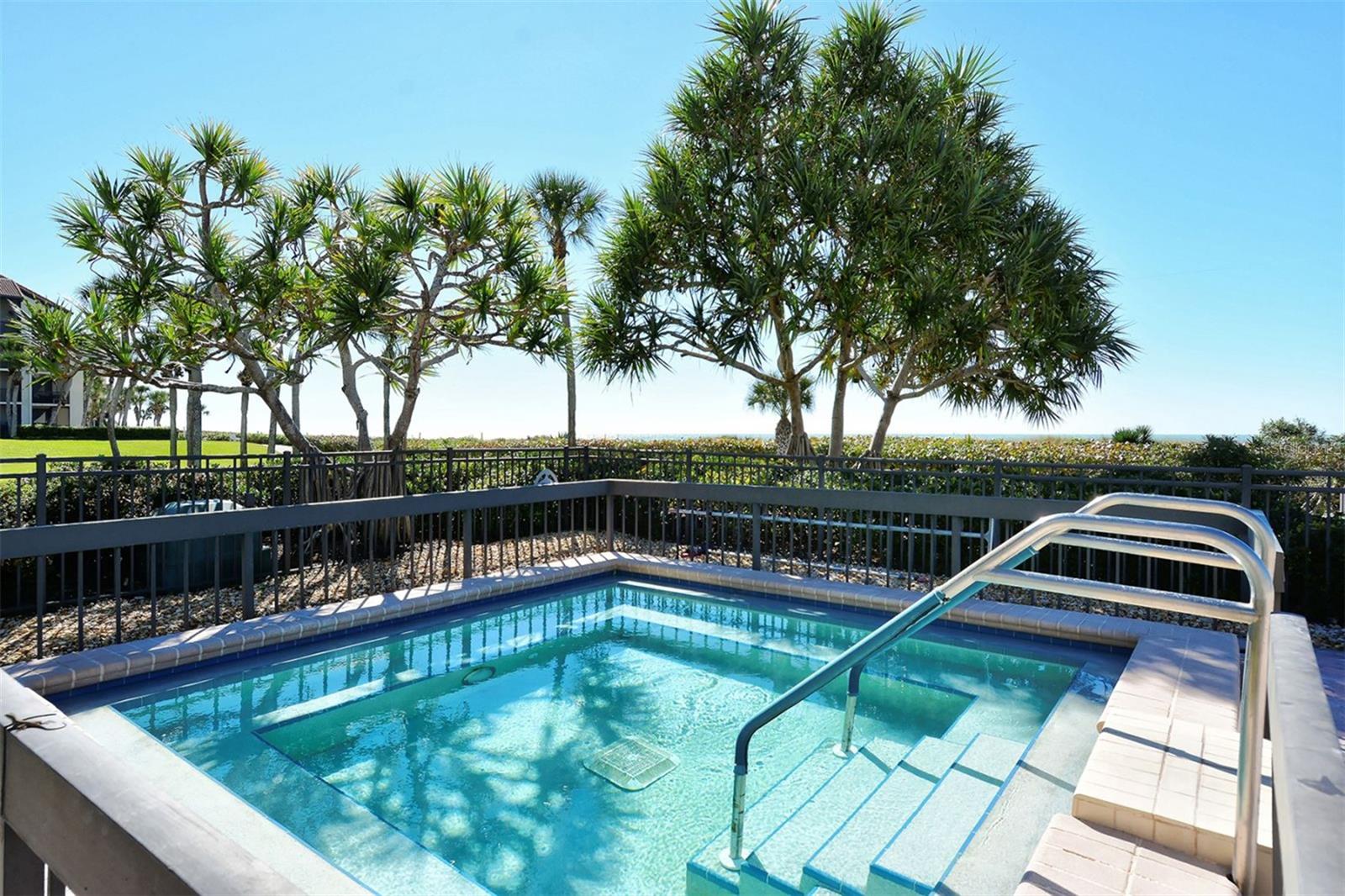 Home in LONGBOAT KEY — photo 38