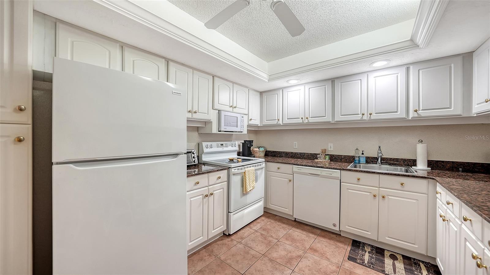 Home in LONGBOAT KEY — photo 14