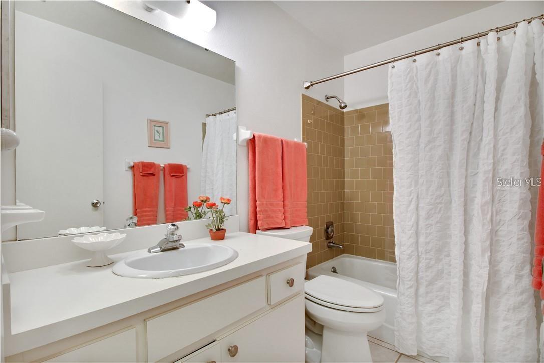 525 PARKDALE #525 — photo 7