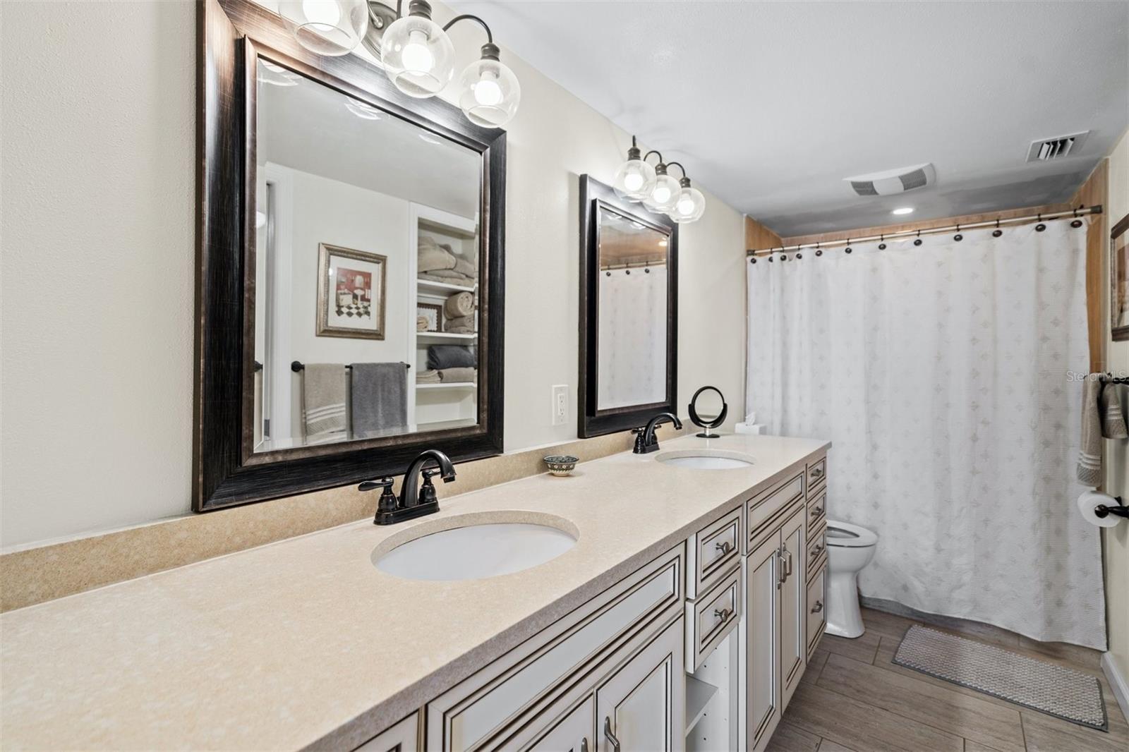 8770 MIDNIGHT PASS RD #302B — photo 21