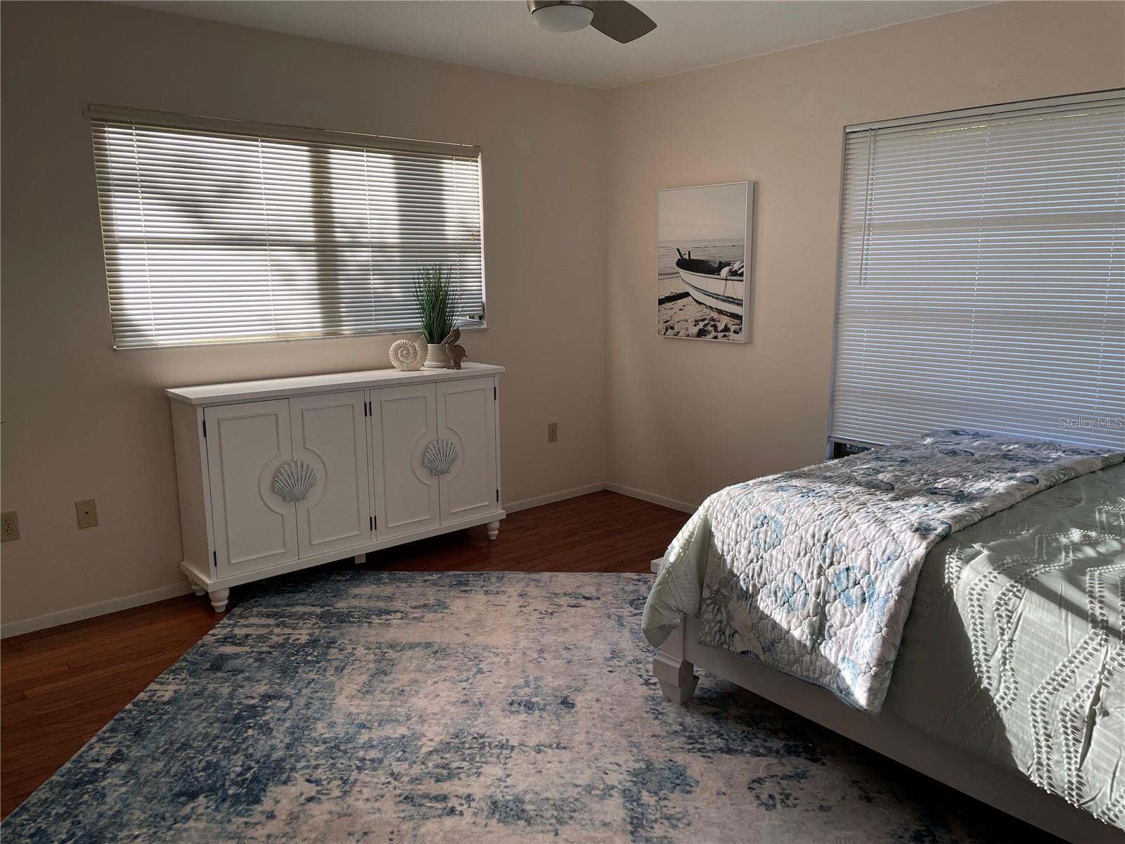 421 WATERSIDE LN — photo 29