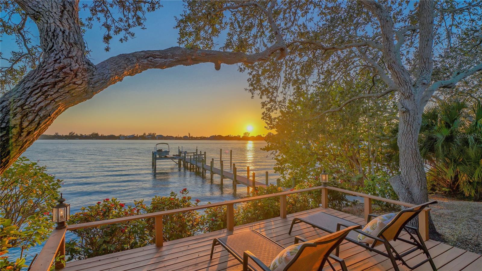421 WATERSIDE LN — photo 48