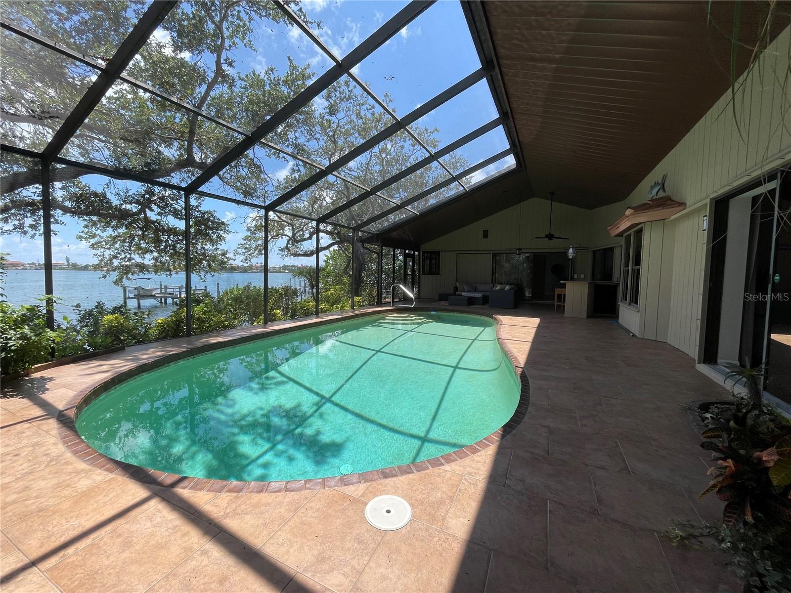 421 WATERSIDE LN — photo 11