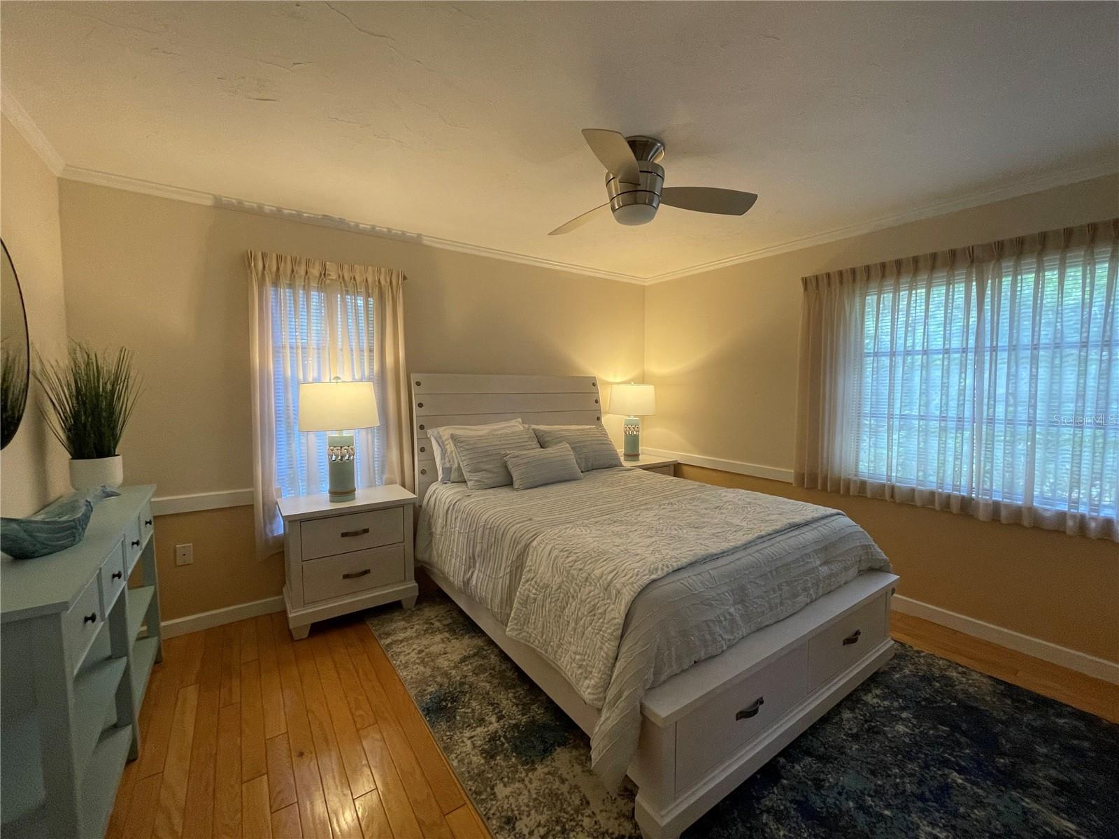 421 WATERSIDE LN — photo 32