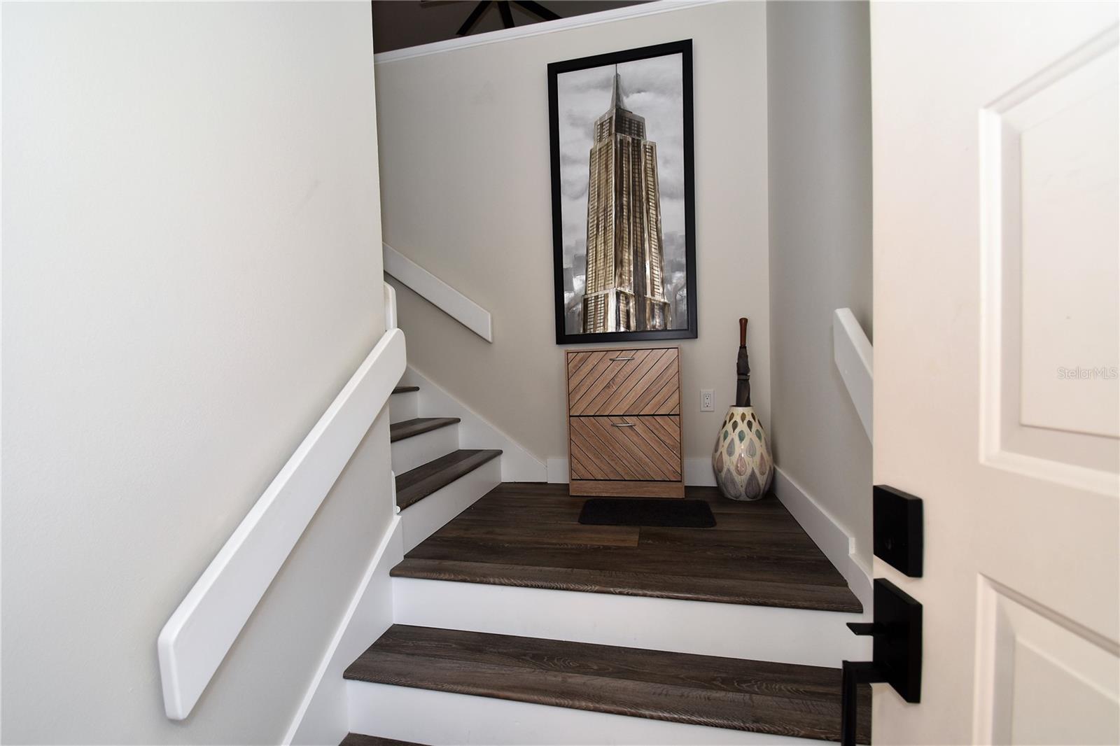 1631 STARLING DR #204 — photo 2