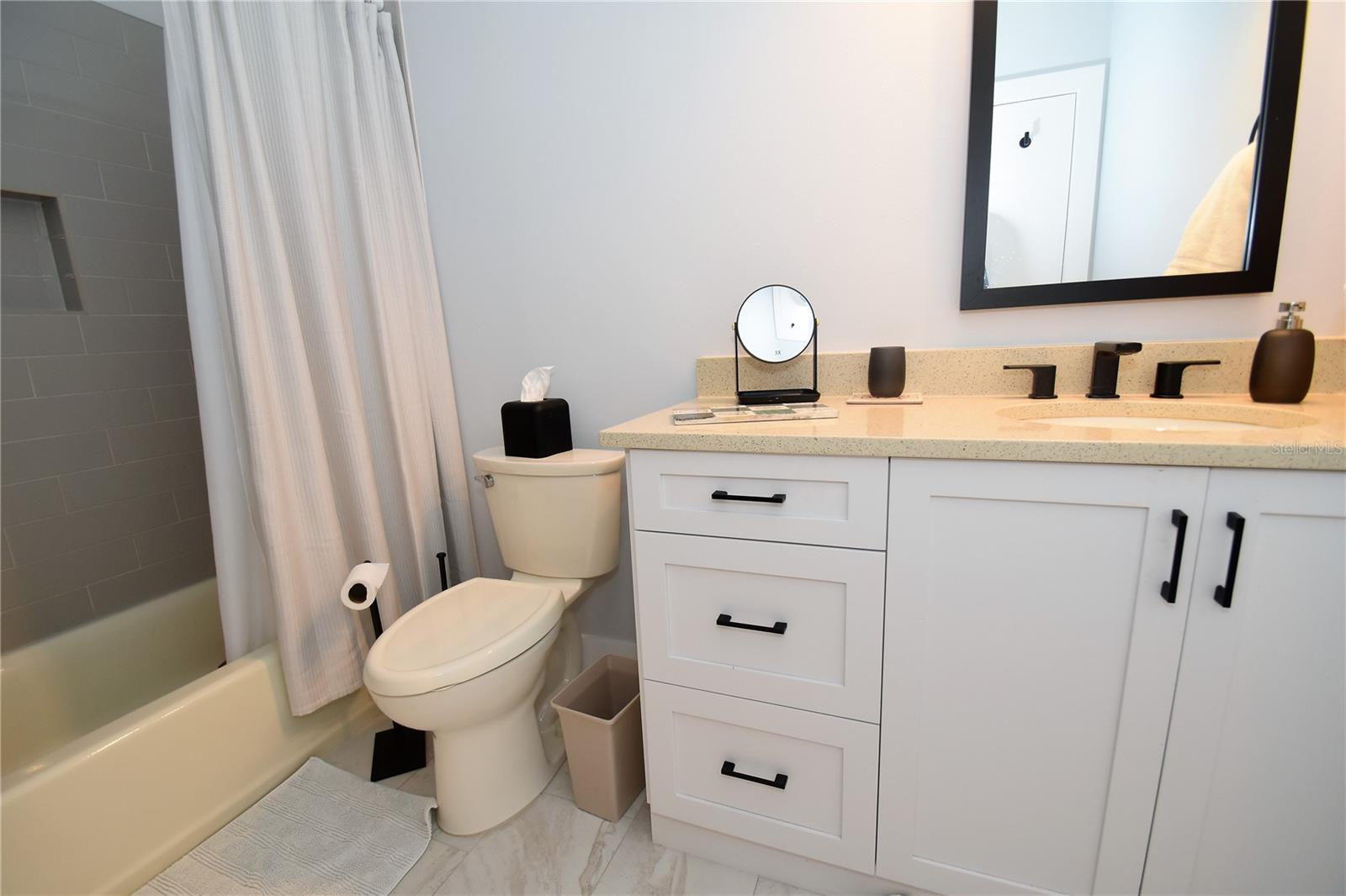 1631 STARLING DR #204 — photo 5