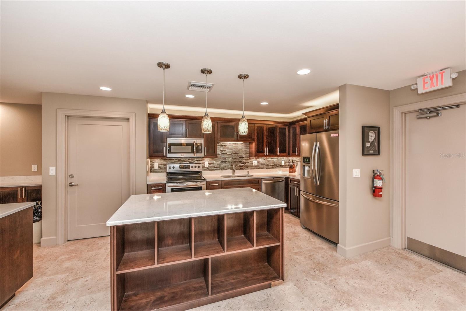 8770 MIDNIGHT PASS RD #402B — photo 35