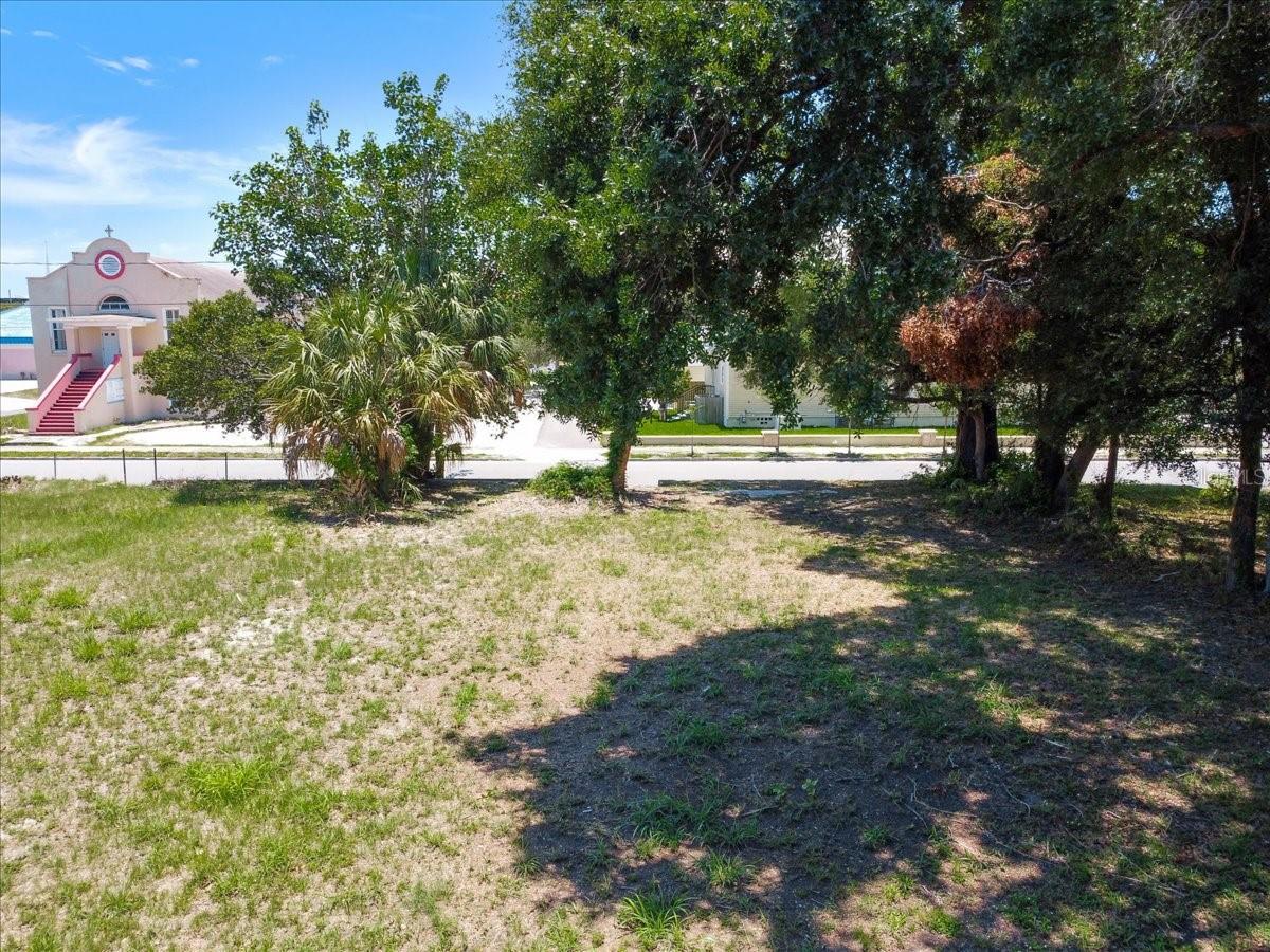 940 E 11TH AVE — photo 16