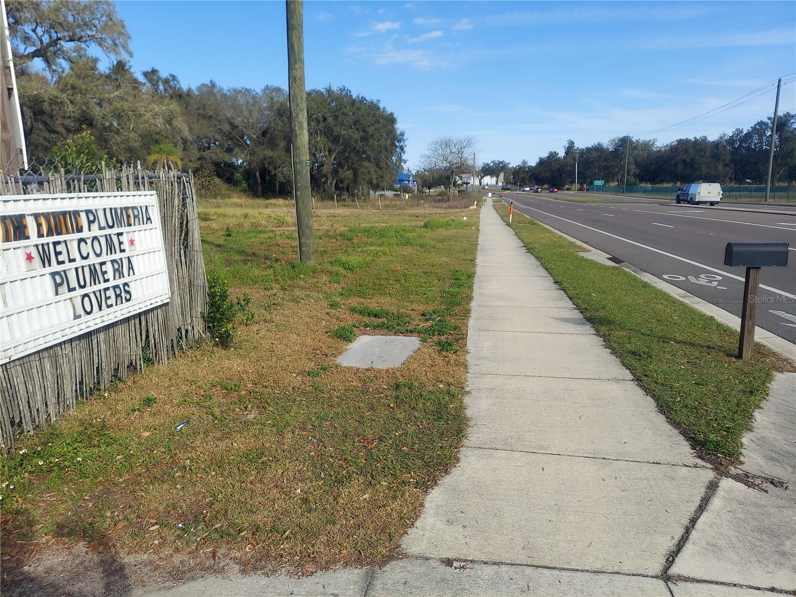 453 W DR MARTIN LUTHER KING JR BLVD — photo 3