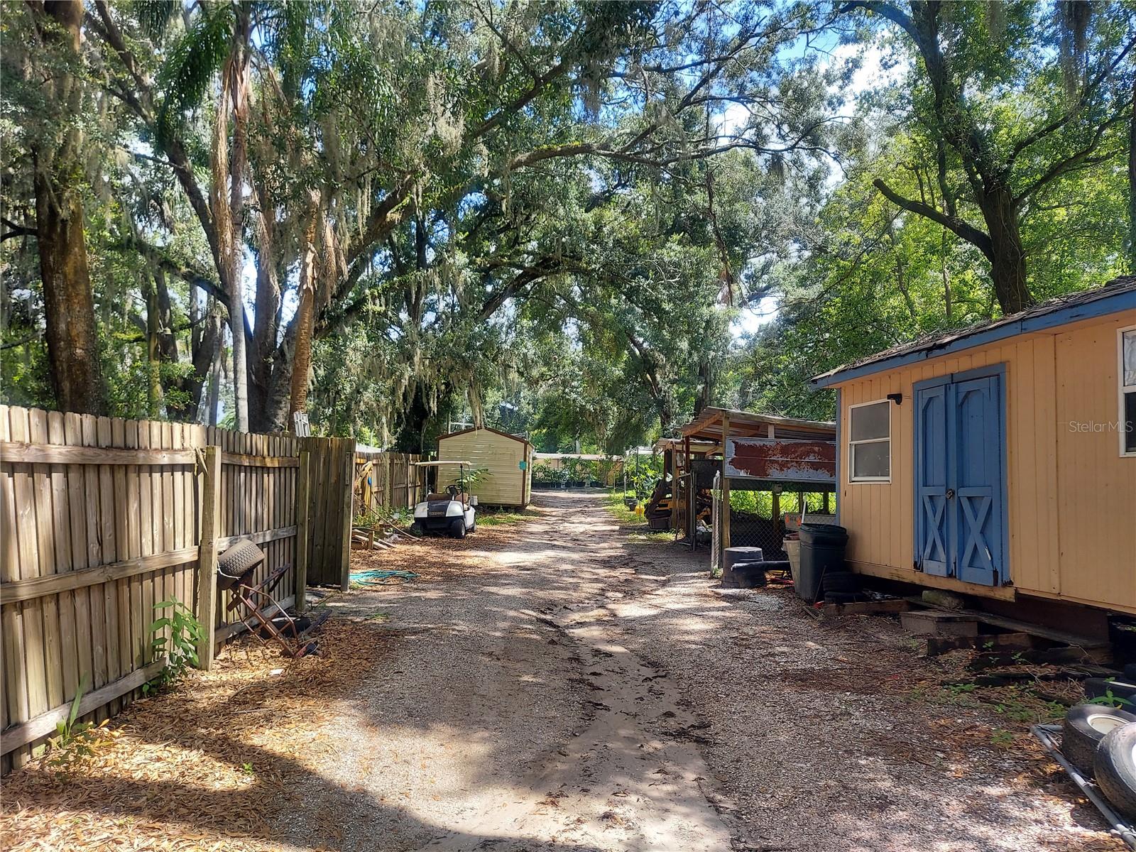 453 W DR MARTIN LUTHER KING JR BLVD — photo 18