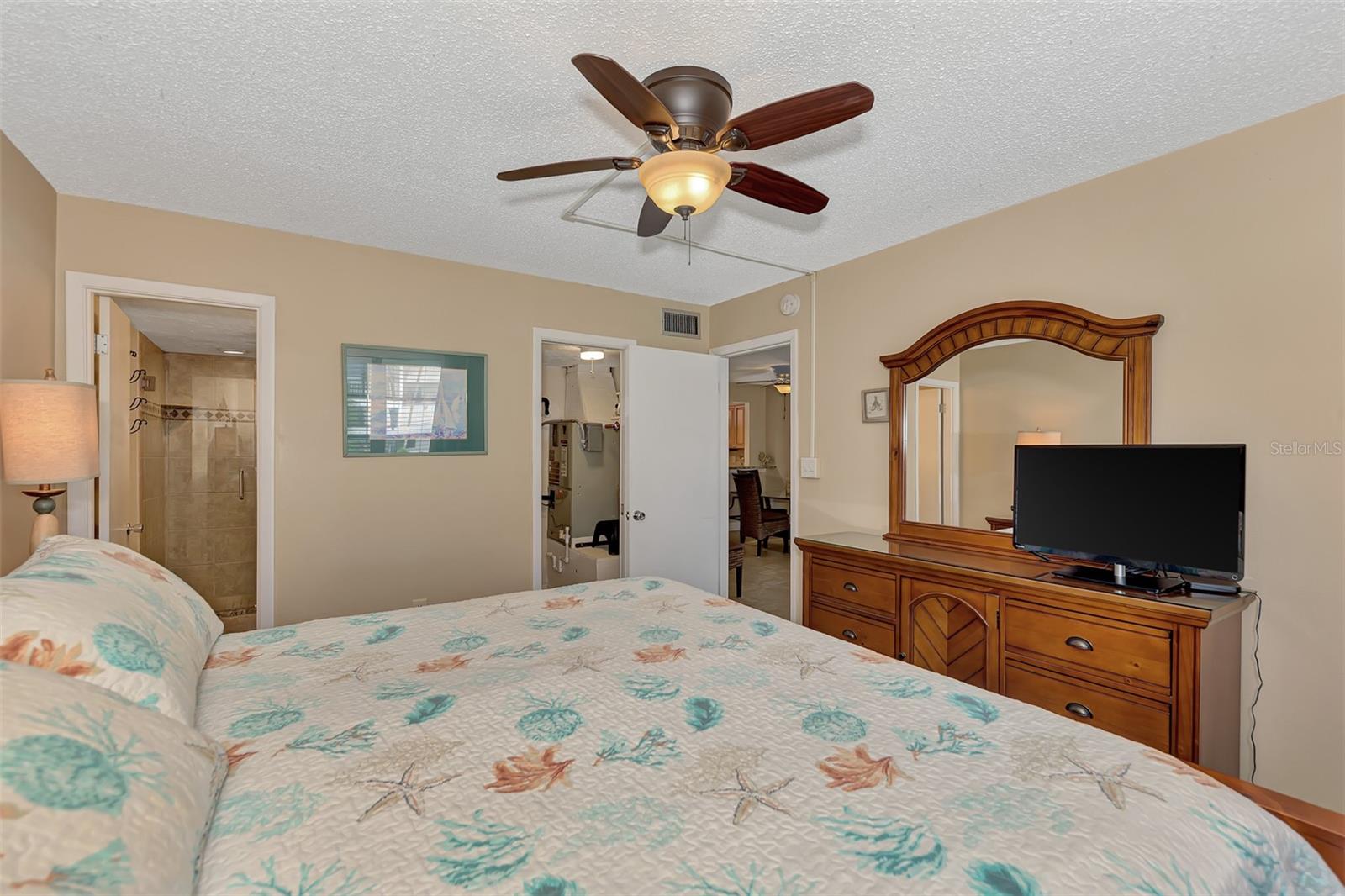 116 VISTA HERMOSA CIR #210C — photo 24