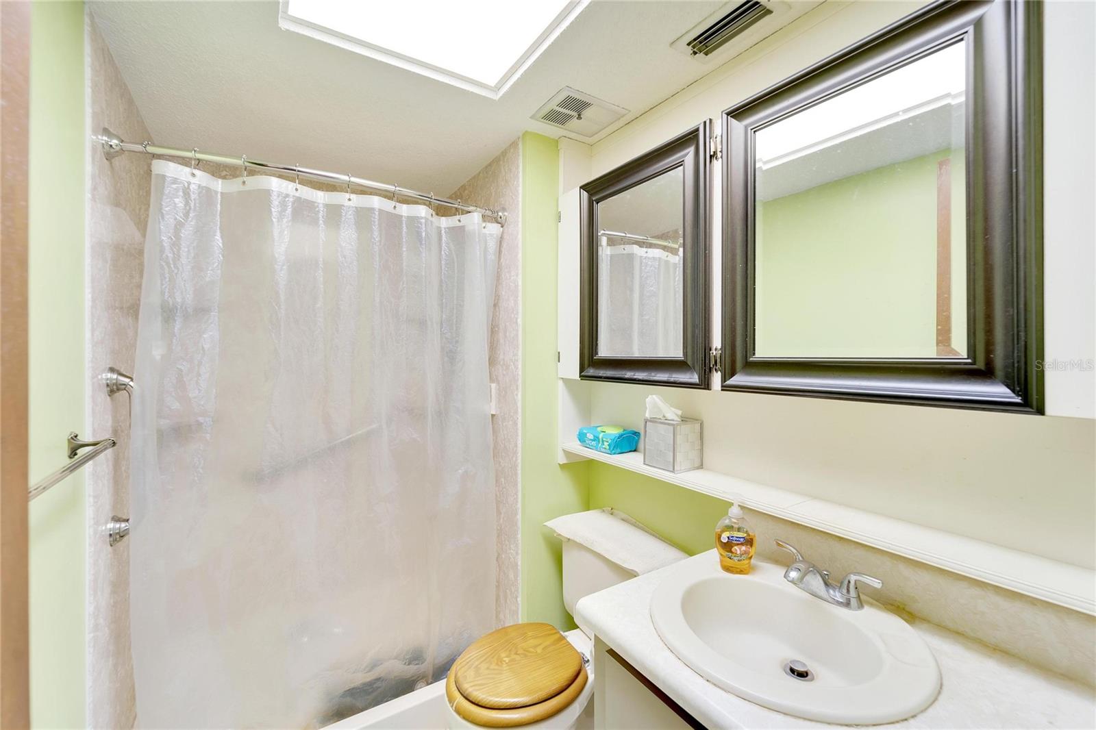 3003 N WILDER RD — photo 100