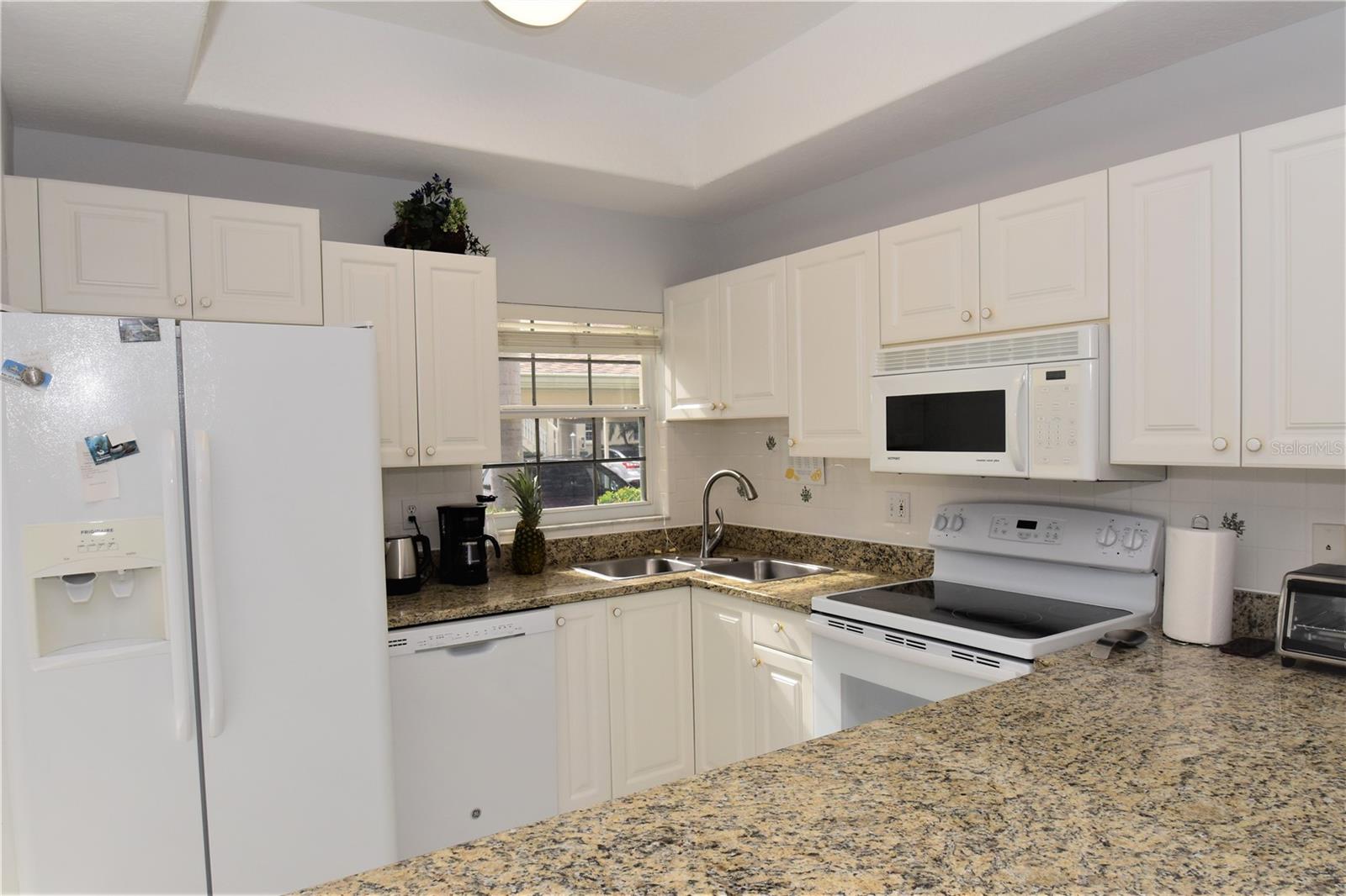 4235 CASTLEBRIDGE LN #1216 — photo 2