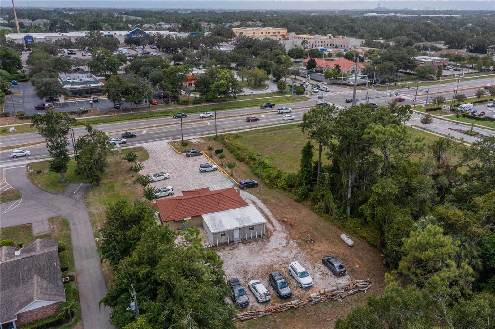 10508 GIBSONTON DR — photo 8