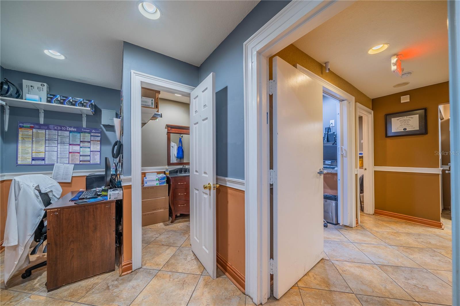 10508 GIBSONTON DR — photo 26