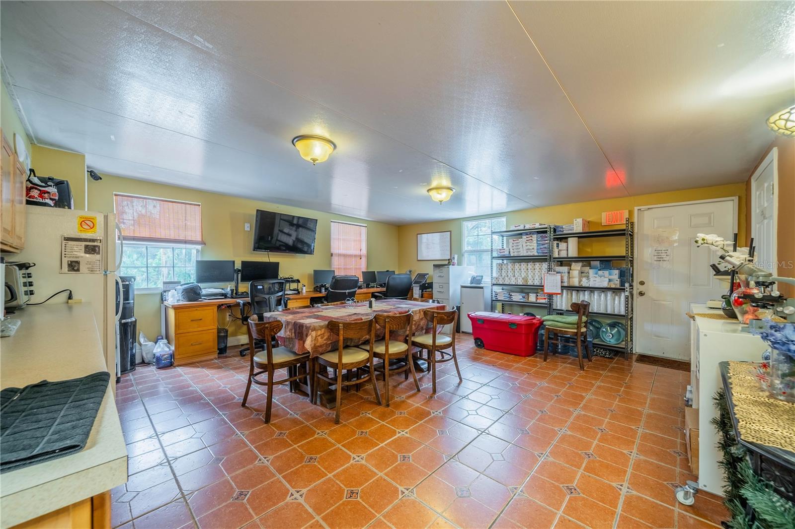 10508 GIBSONTON DR — photo 28