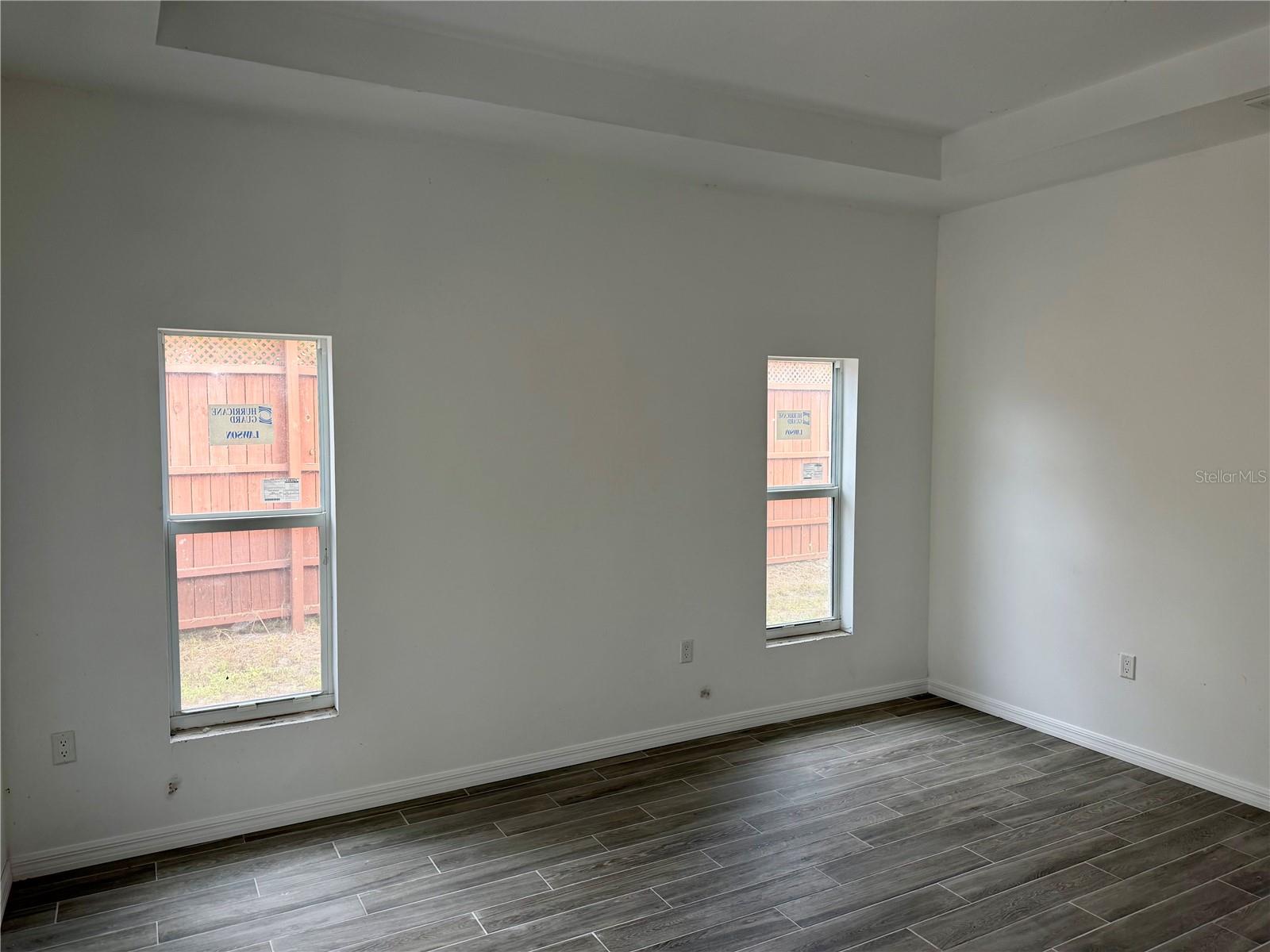 5462 GAGNON TER — photo 11