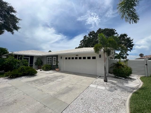 7328 CURTISS AVE — photo 4