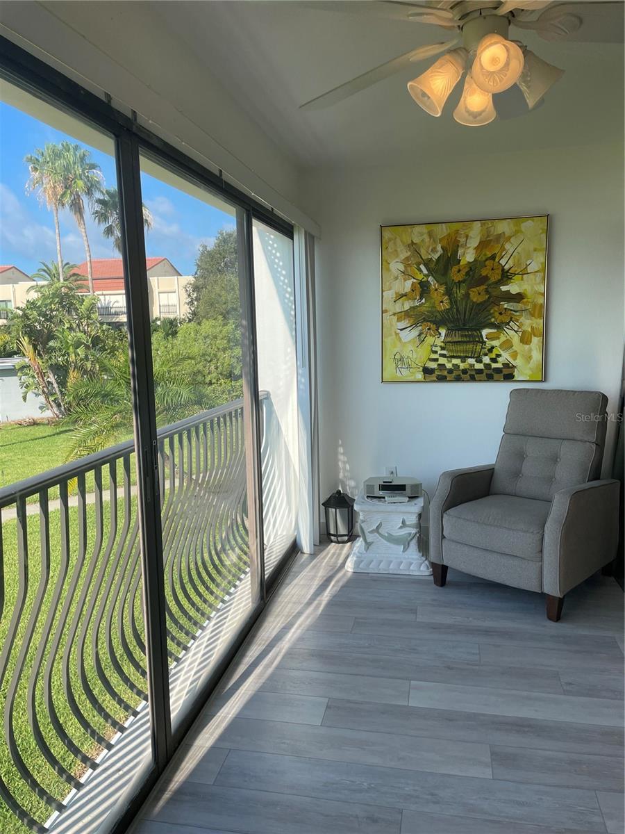 895 S GULFVIEW BLVD #202 — photo 33