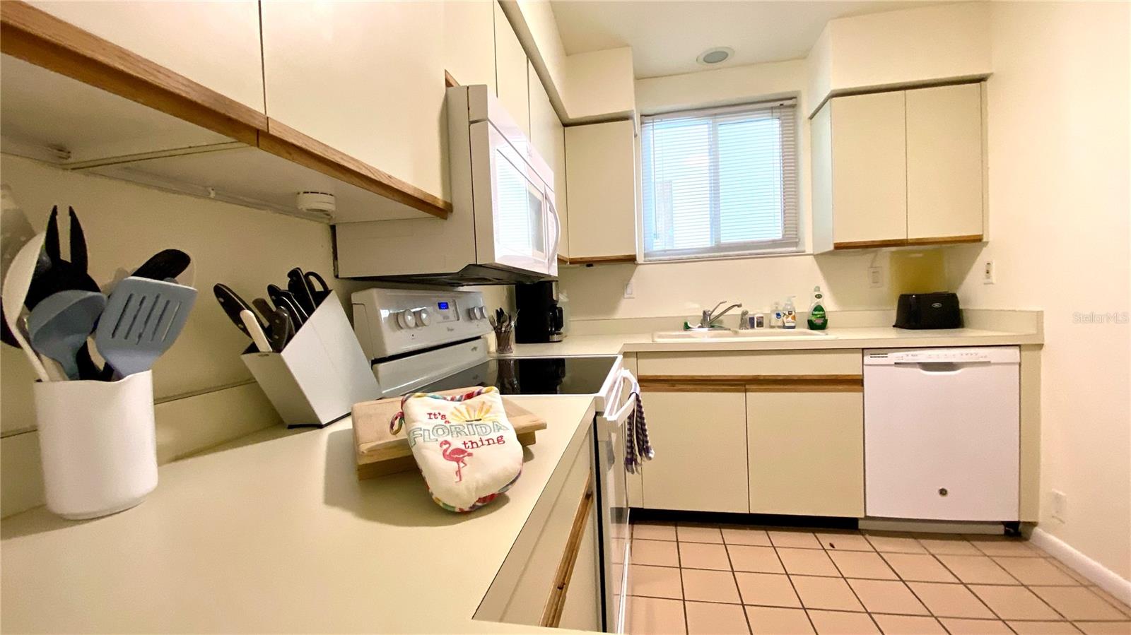 500 S WASHINGTON DR #24B — photo 25