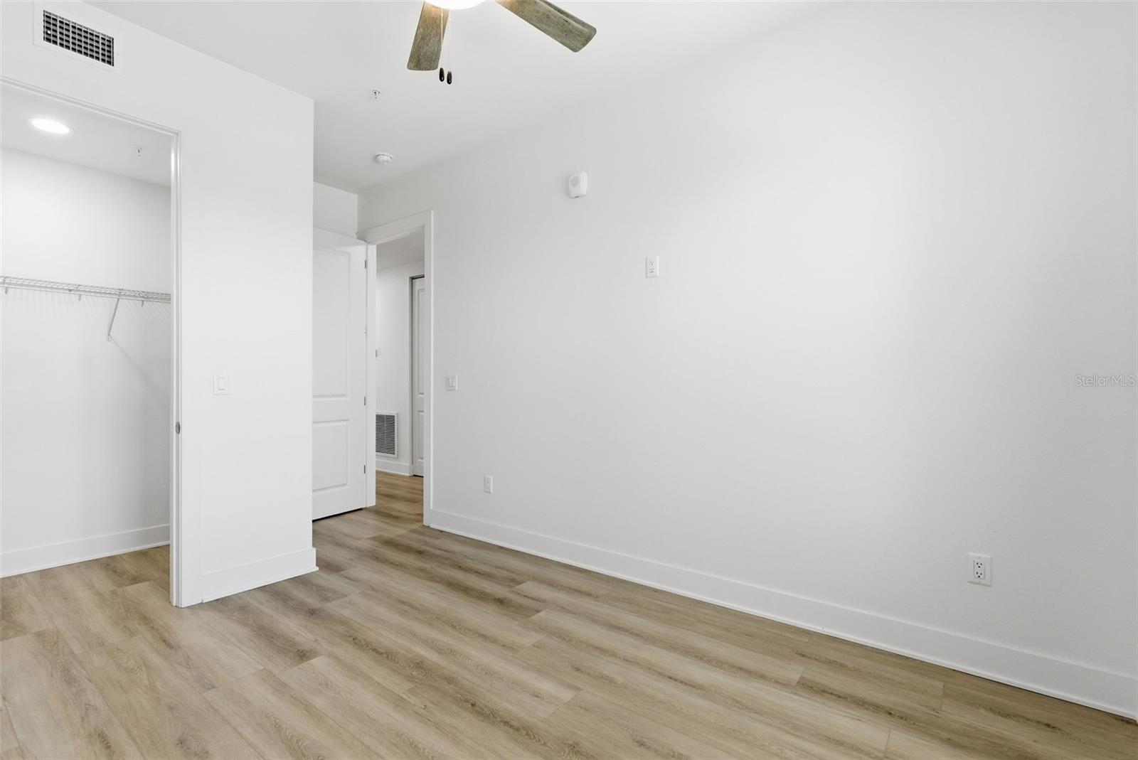 400 150TH AVE #305 — photo 36