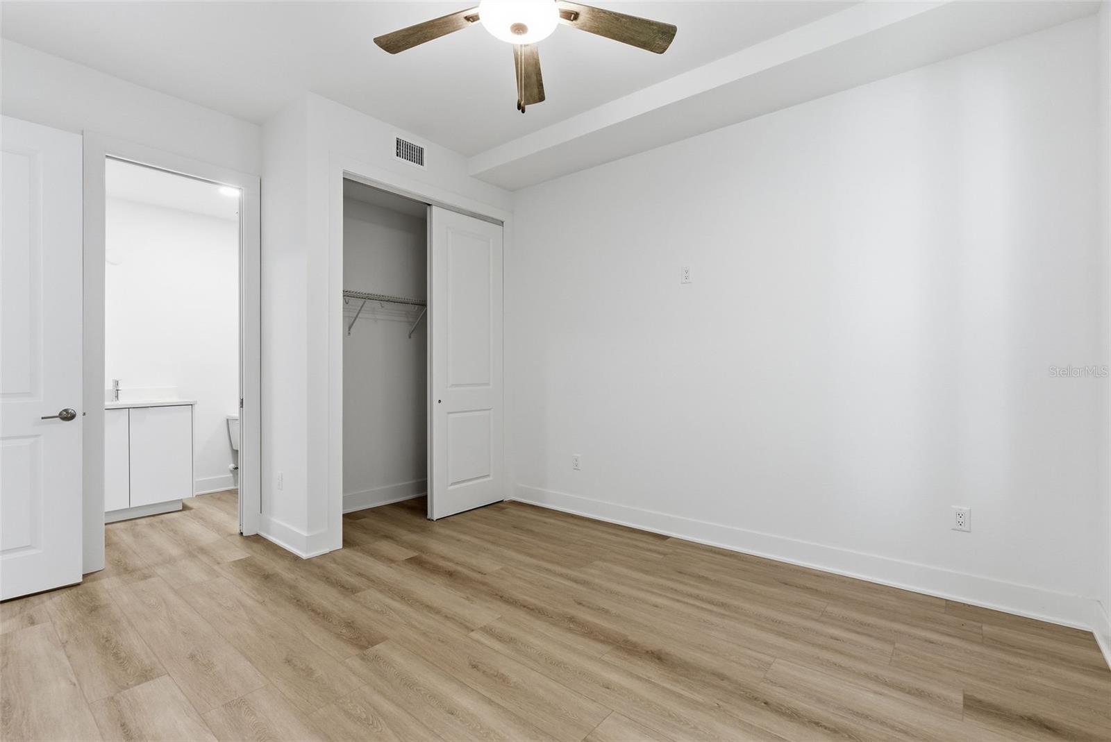 400 150TH AVE #305 — photo 33